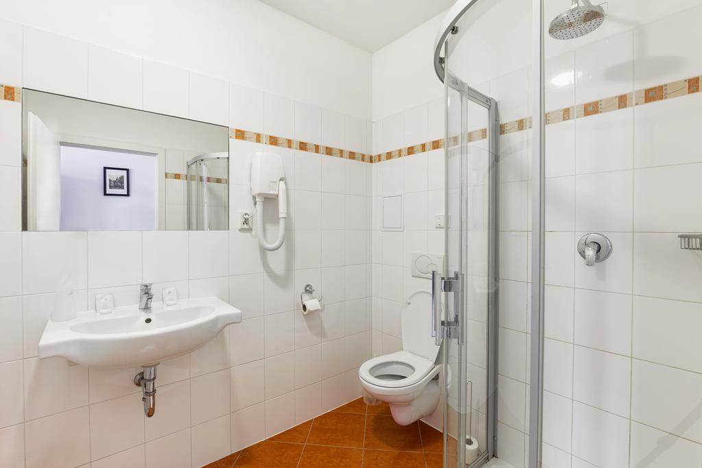 Hotel U Salzmannu Plzeň Habitación foto